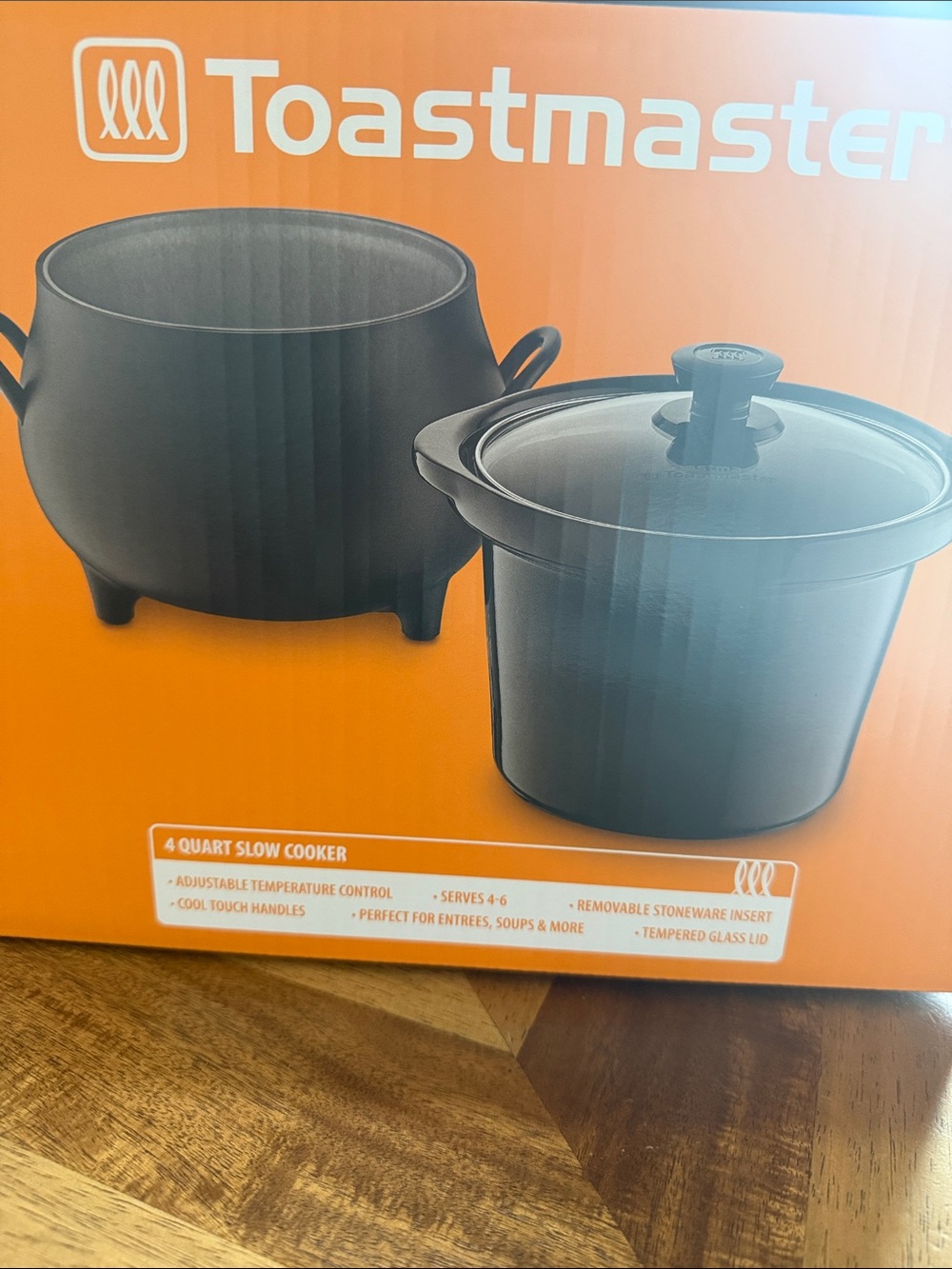 4-Quart Witches Cauldron Slow Cooker in Black - Removable Stoneware Insert
